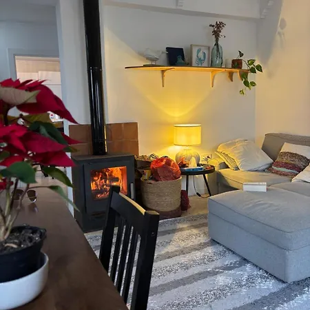 Apartamento Maison Coucou - Charming Little House *